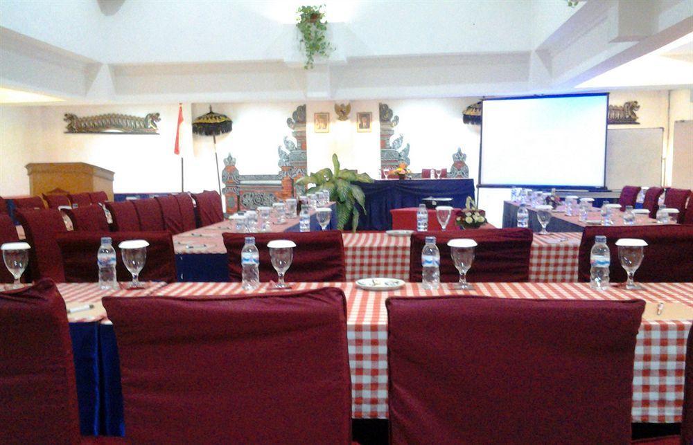 Hotel Ratna Kuta Lombok Buitenkant foto