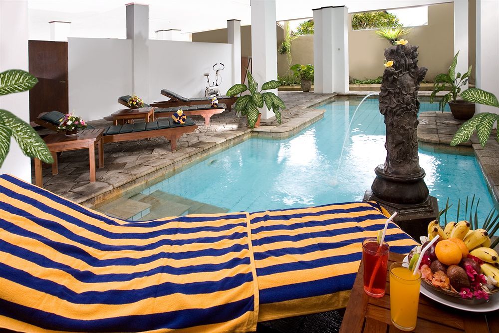 Hotel Ratna Kuta Lombok Buitenkant foto