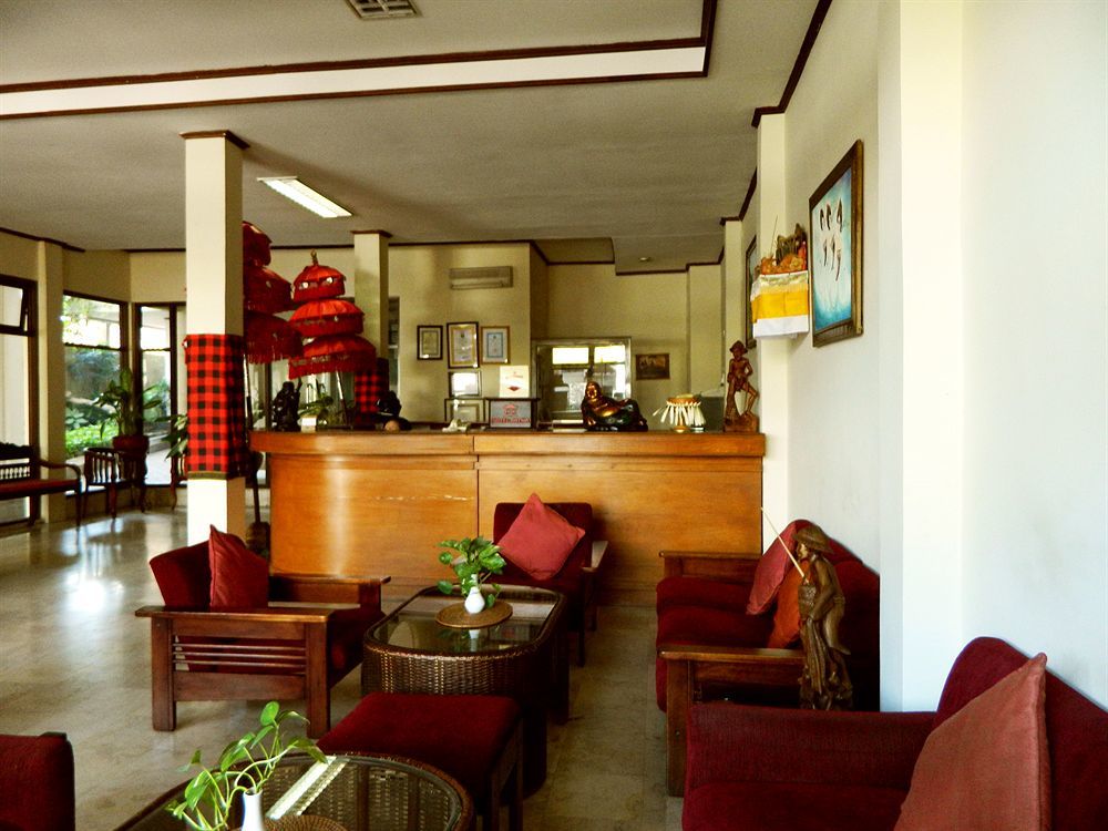 Hotel Ratna Kuta Lombok Buitenkant foto