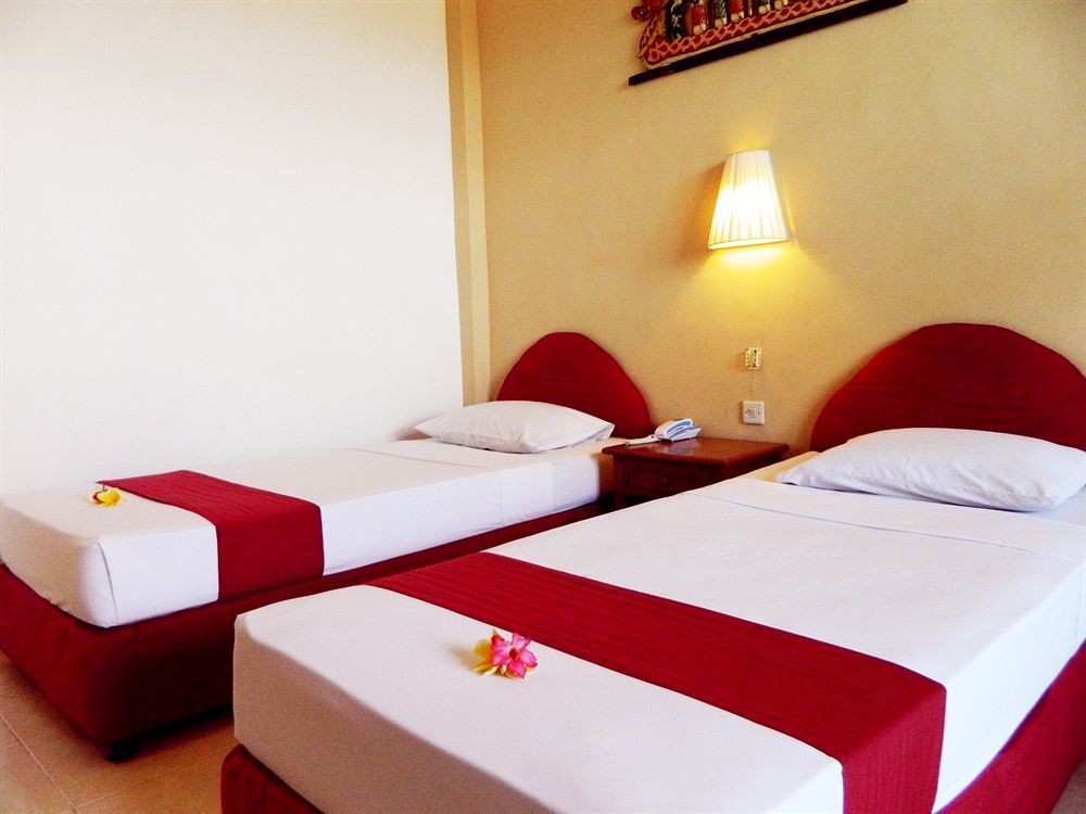 Hotel Ratna Kuta Lombok Buitenkant foto