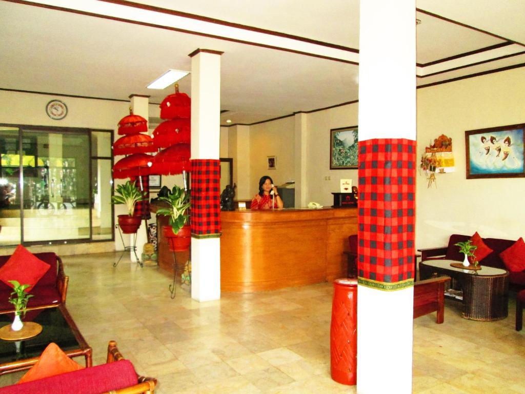 Hotel Ratna Kuta Lombok Buitenkant foto